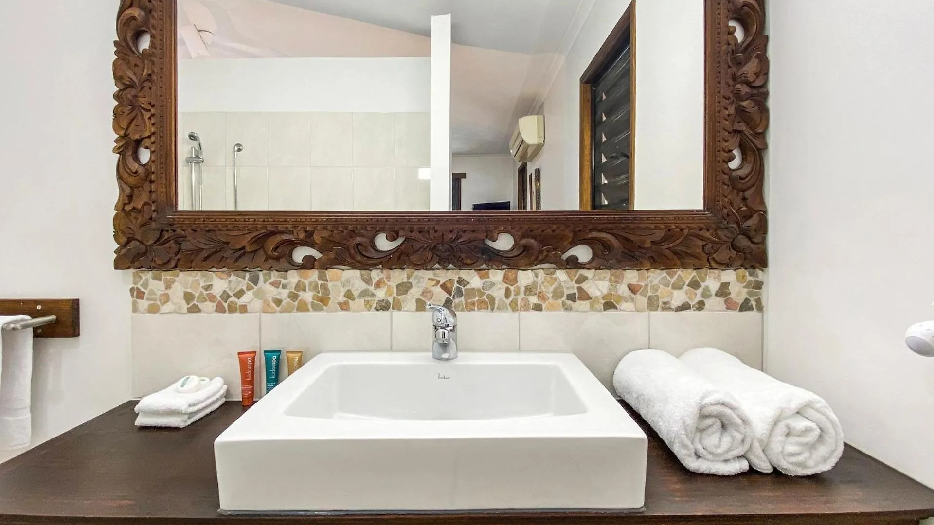 Little Banyak Villa Horseshoe Bay Holiday home